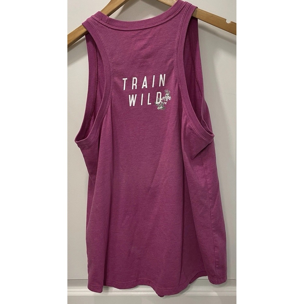 The North Face Women's Medium Slim Fit Athletic/Tank Top, Pink - Train Wild Logo